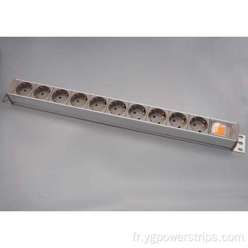 10-outlet EU / Allemagne Standard PDU Power Stand